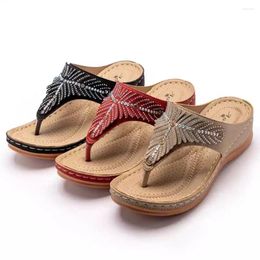 Slippers Shoes Women Low Ladies' Glitter Slides Pantofle Rubber Flip Flops Big Size Soft Jelly Summer 2024 Hawaiian Fabric Hoof