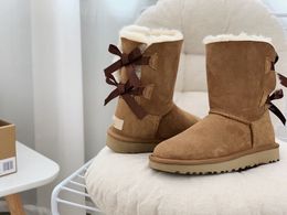 Novo clássico clássico de comprimento médio fita dupla botas femininas couro e peles botas de neve integrada