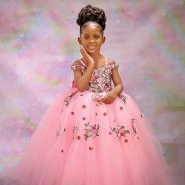 Pink Flower Girl Dresses Off Shoulder Pearls Straps Tiered Tulle Ball Gowns Flowergirl Dress Princess Queen Hand Made Flowers Kids Birthday Party Dress Gowns NF027