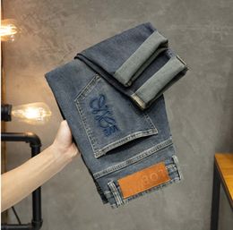 2024 New Hot Sale Mens Designer Loewess Jeans Mens Make Old Washed Embroidery Jeans Straight Trousers Slim Fit Biker Denimfor Women Men jeans