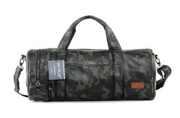 Factory whole brand men039s bag Camo highcapacity portable satchel leisure travel bag Korean fashion camouflage leather ha4966174