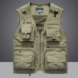 Summer Men Unloading Tactical Vest Coat Casual Men's Pographer Waistcoat Mesh Work Sleeveless Jacket Tools Pocket 5XL 240119