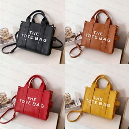 Tote series portable yoga bags woman Fitness Supplies PU leather shoulder crossbody bag large capacity short travel bag 26*22*10 high quality with brand logo