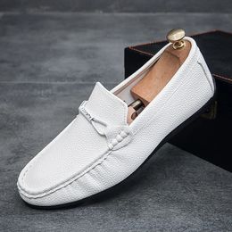 Brand Fashion Mens Loafers for Men Leather Casual Moccasins Driving Boat Peas Flats Designer Black White Shoes Male Footwear 240119