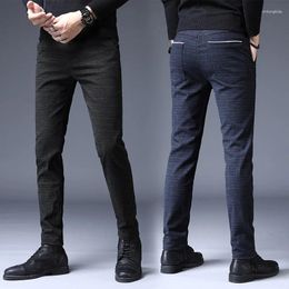 Pantaloni da uomo 2024 autunno inverno affari casual tendenza designer slim maschio pantaloni classici strisce di alta qualità uomini