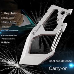 Multifunctional Keychain Finger Tiger EDC Tool Bottle Opener Outdoor Selfdefense Carabiner Break Window Demolition Express 240122