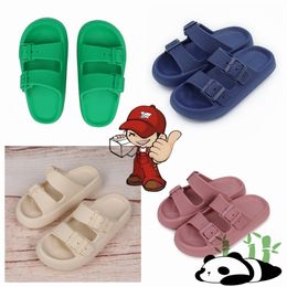 2024 Summer New High Quality Leisure Platform Slippers for Men Women Anti slip Sandals Leather Super Soft Sole Flat Shoes Black Beach Slippers