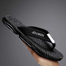home shoes Men's Flip Flops Relax Cloud Slippers Non-slip Slippers Easy to Clean Shower Swimming Beach Indoor and Outdoor Slides YQ240122