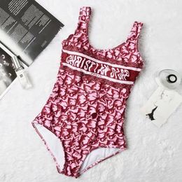 Designer Bag Piece Swimwear 2024 Swimsuit Bikini New Solid Halter Plus Size Brazil Beach Push-up Bathing Suit High Waist Bodysuit Monokini 1