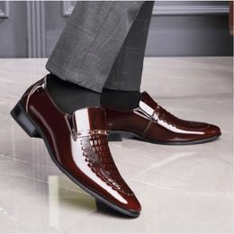 Patent Leather Business Men Shoes Formal Slip on Dress Shoes Men's Oxfords Footwear Alligator Pattern Leather Shoes for Man 240118