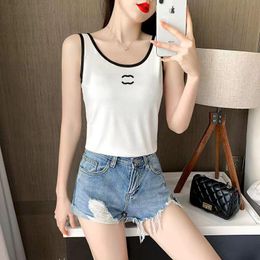 24new Women's Tank Top Sexy Off Shoulder Casual T-shirt Luxury Designer Top Printed Logo Sleeves Off Back Top