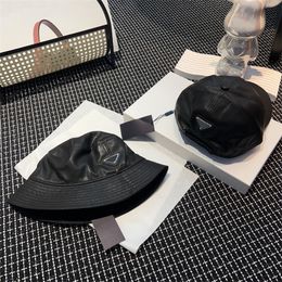 Designer Solid Leather Baseball Cap Inverted Triangle Design Bucket Hat Men Women Fashion Ball Caps Luxury Hats