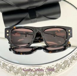 Designer Fashion sunglasses for women and men online store Top quality 10.0 custom thick plate aviator sunglasses MODEL:DTS701 with gift box HKE0
