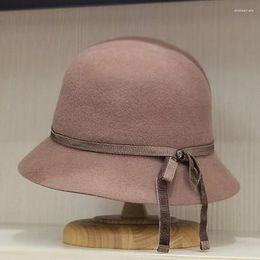 Berets Women Felt Cloche Hat Winter Fedora Bucket Bowler Hats Wide Brim Dome Plumy Ladies Cap