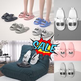 Fashion designer flip flops simple youth slippers moccasin shoes suitable for spring summer and autumn hotels beaches other places hot sale