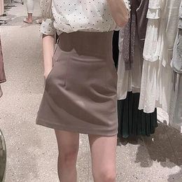 Keychains 2024 Fashion Temperament Japan Style Jupe Solid Empire Slim Folds Above Knee Sexy Mini Skirts Summer Womens Faldas