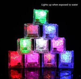 DIY LED toy Ice Cubes Glowing Ball Flash Wedding Festival Christmas Bar Wine Decor Induction Luminous Decoration Supplies6513726