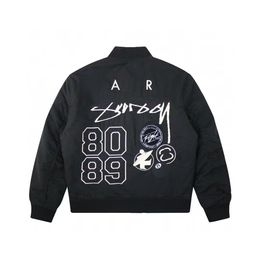 Studslies Męskie kurtki projektant mody Man Windbreaker Varsity vintage luźna długa baseball z kapturem HARAJUKU haft streetwear unisex płaszcze