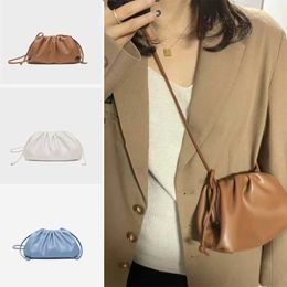 Bags Skin Axige's Same Cowhide Women's Bag Cloud One Shoulder Messenger Fold Dumpling Hand Soft