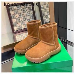 botteggavenets Snow Boots Spot Bvtbr Soft Sole Genuine Leather Wool Fur Integrated 2024 Fashionable Short Thickened Northeast Cotton Rj