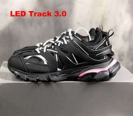 Chaussures habillees Designer Led Track 3 3.0 Chaussure Hommes Femmes Baskets Triple Noir Blanc Rose Bleu Orange Jaune Vert Tess. Gomma Sneaker Pistes Sports UI115