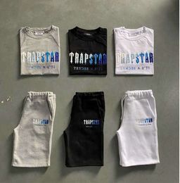 Men's Trapstar T Shirt Set Letter Embroidered Tracksuit Short Sleeve Plush Shorts Motion current 1133ess