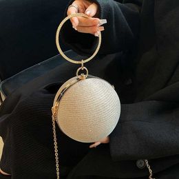 Bags Personalized Design Ball 2024 Fashion Handheld Small Round with Diamond Chain Single Shoulder Dinner Women's Bag