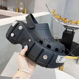 Slippers Summer Men Women Slippers Cool Punk Rivets Platform Slippers Creative Fittings Chunky Casual Shoes Lovers Loafers Outdoor Slides J240122