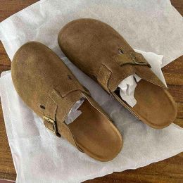 Women's Closed Toe Slippers Cow Suede Leather Clogs Sandals For Women Retro Fashion Garden Mule Clog Slides