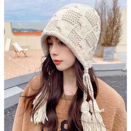 Berets Winter Ear Protection Hat Women Fashion Tassels Handmade Knitted Cute Red Black Colour Wool Beanie Outdoor Skull Cap