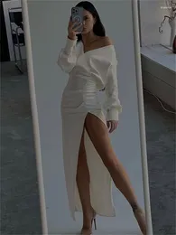 Casual Dresses Tossy White V-Neck Patchwork Long Dress For Women Sleeve High Split Slim Bandage Fashion Party Ladies Maxi 2024