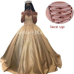 Princess Gold Quinceanera Dress With 3D Flowers 2024 Off Shoulders Satin Lace Up Fifteen A Line Satin Vestido De Xv Prom Party Sweet 16 Para Debutante Rode De Mariage