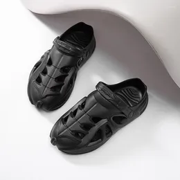 Slippers Explosive Style For Men Beautiful And Fashionable Fine-textured Trendy All-match Sandals Soft Bottom Cloud Shoes