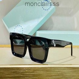 Fashion Off w Sunglasses Designer Luxury for Men and Wo Style 40001 Fashion Classic Thick Plate Black Square Frame Eyewear Glas263l 2LUU6G56 6G56