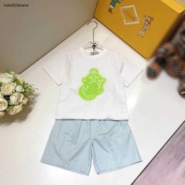 New kids tracksuits summer child Short sleeved suit Size 100-160 Gradient logo print baby clothes boys T-shirts and shorts Jan20