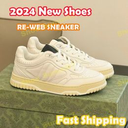 2024 Sapatos novos 10a de alta qualidade desglener homens mulheres sapatos casuais ss24 novo tênis de chegada 785728 rhyton screener sapatos de couro de couro