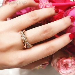 24ss Designer Tiffanyjewelry High Edition v Gold t Home Knot Rope Ring Fashion Personalised Light Luxury Feeling Gu Ailing Same Twisted for Men and Women