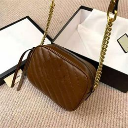 Newest Designer Golden Buckle Baguette Bag Heavy Chains Strap Cross Body Bags Real Leather Caramel Colour Shoulder Bag Twill Women283j