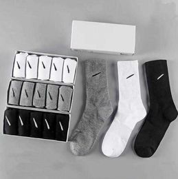 2023 top quality sports socks couple tubesocks designer mens personality female for man and women 5pair/box E5I5