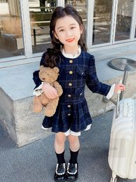 Preppy style kids plaid dresses girls ruffle collar flare sleeve lattice pleated dress 2024 spring chldren princess clothes Z6851