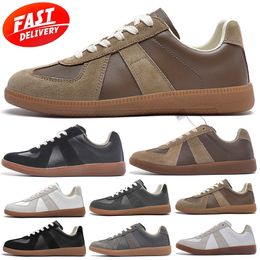 Laufende deutsche Armee-Trainer Retro-beiläufige Männer Frauen-Schuhe Dhgate Outdoor-Sneaker Schwarz Weiß Grau Spielplatz Große Größe Eur 36-44