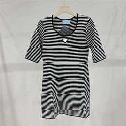 Striped Knits T Shirts Dresses For Women Designer Metal Badge Casual Dress Short Sleeve Knitted Tops