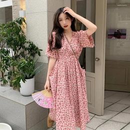 Casual Dresses Gentle Wind Floral Dress Female Spring And Summer 2024 Pink Waist Slim V-Neck French Short-Sleeved Bellflower Lace-Up