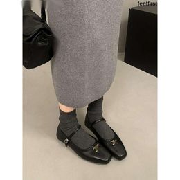 Classic Black French Style Mary Jane Shoes Women Buckle Strap Flat Metal Decor Shallow Mouth Square Toe Retro Single 240112