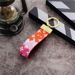 NEW S YHandmade keychains luxury designer keychain lanyards mens metal buckle leather car key chain bag charm unisex keyring classic fashion accessories QKW3