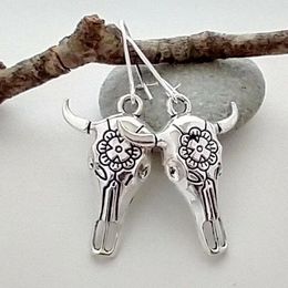 Dangle Earrings Vintage Animal Hollow Hook For Women Simple Silver Colour Metal Carving Flower Jewellery