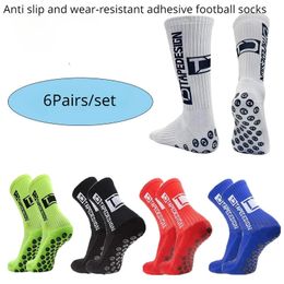 6PairsLot in ANTI SLIP Tapedesign Football Socks Mid Calf Non-Slip Soccer Sport Cycling Sports Mens Sock Women 240123