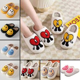 New style Winter Women and men Smiley Slippers Fluffy Faux Fur Smile Face Household Soft Shoes for Indoor Female Outdoor shoes 37-46