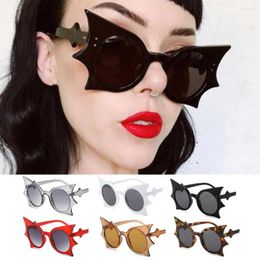 Sunglasses Frames 2024 Butterfly Vintage Women Bat Punk Eyewear Men Funny Round Sun Glasses UV400 Steampunk