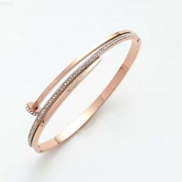 2023 Fashion Jewellery 316L Stainless Steel Rose Gold Plated Nail Bangle Micro Pave Crystals Bangle Bracelet